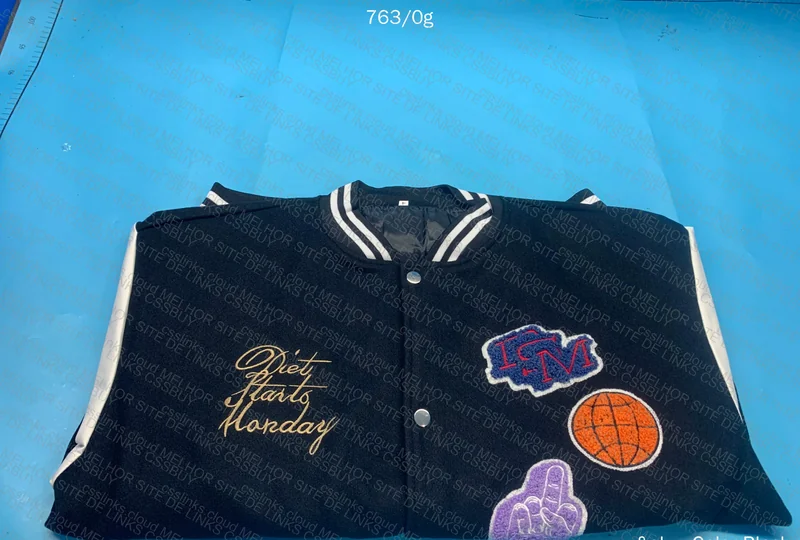 Stephen Curry College Jacket - Size Help 4