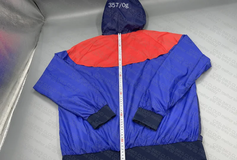 Nike Windbreaker 3