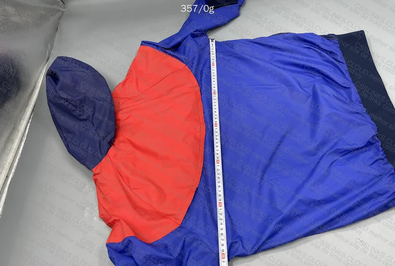 Nike Windbreaker 4