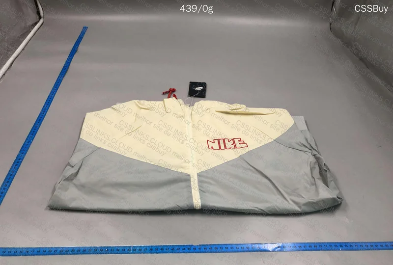 Very Nice Nike Windbreaker Jacket
