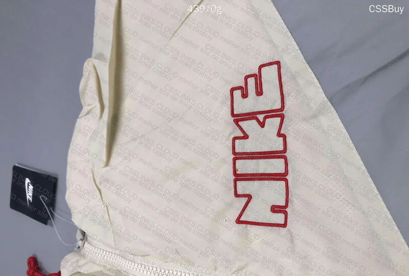 Very Nice Nike Windbreaker Jacket 2