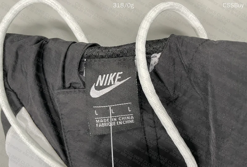 Nike Swoosh Windbreaker Jacket