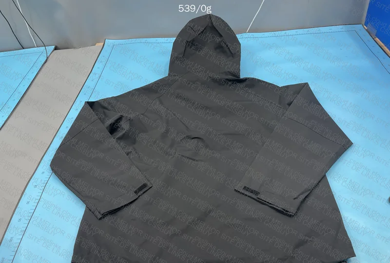 Patagonia Windbreaker Jacket 3
