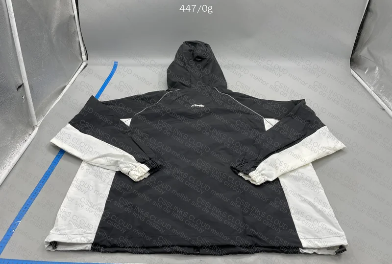 Corteiz Jacket 3