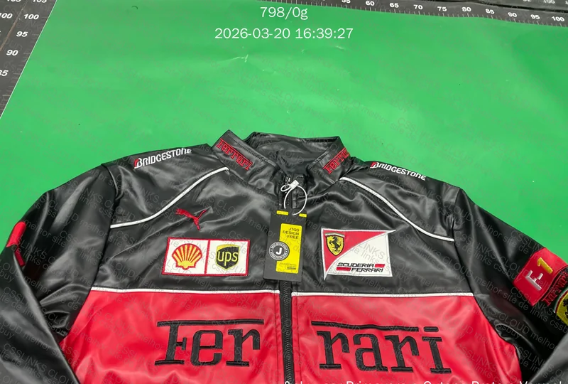 Jaqueta Ferrari 4