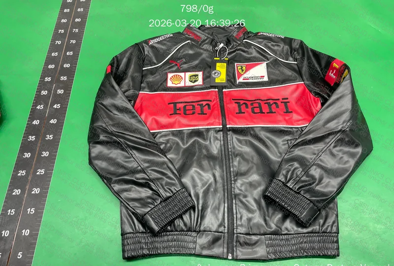 Jaqueta Ferrari 6