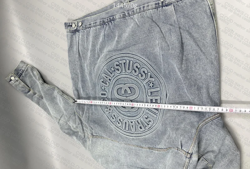 Levi's x Stussy Jacket (with measurements) 6