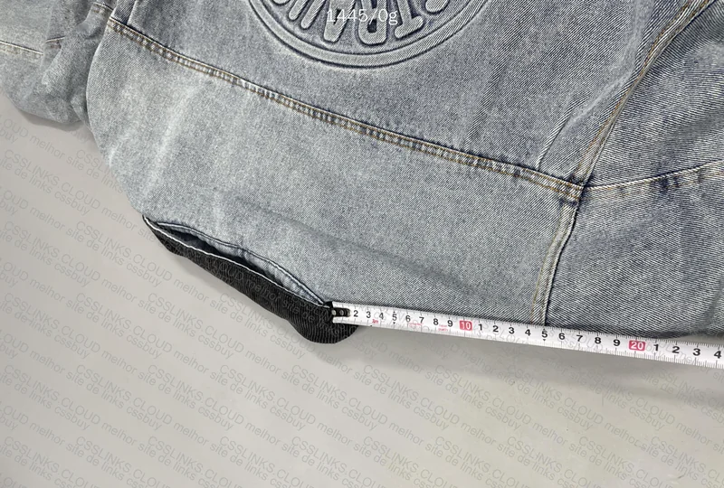 Levi's x Stussy Jacket (with measurements) 8