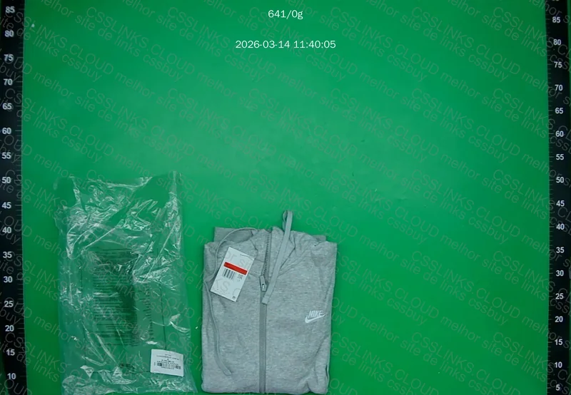 Jaqueta Nike club jisu