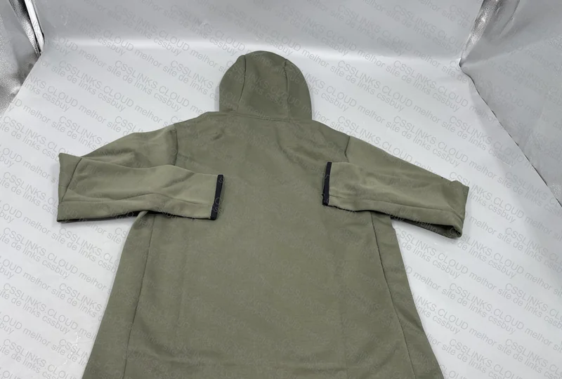 Nike Tech Fleece Jacket 2