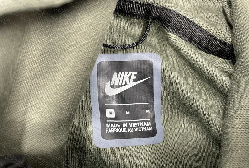 Nike Tech Fleece Jacket 3