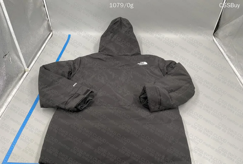 Outdoor Jacket 4