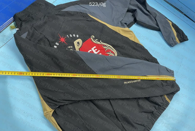 Palace x Stella Artois Jacket with Measurements 10