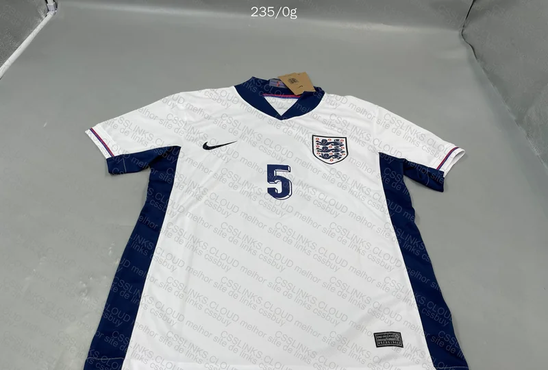 Patagonia Jacket + England No.5 Stones Shirt 4
