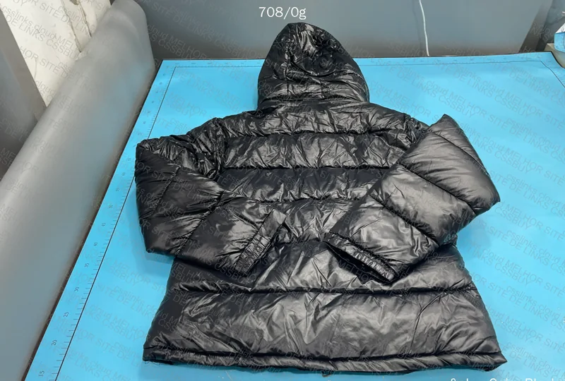 Moncler Puffer Jacket 7