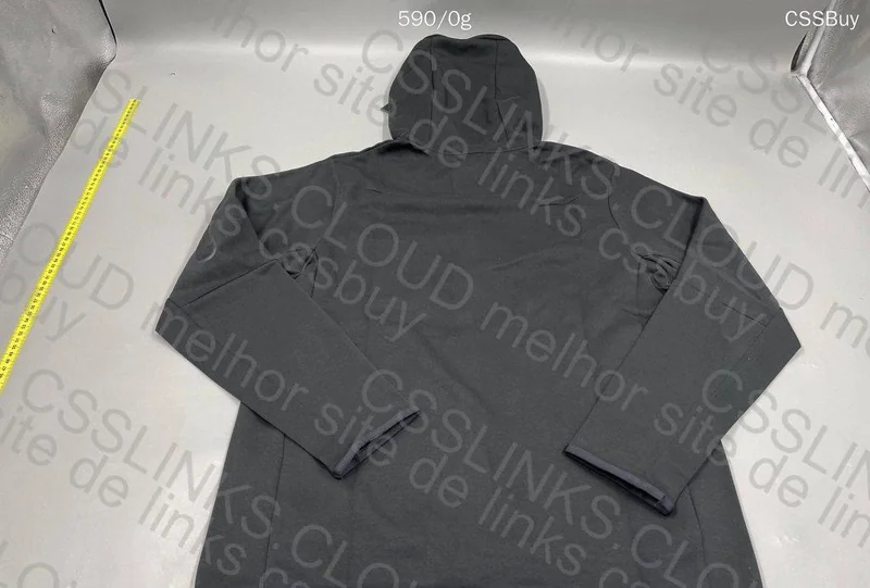 Tech Fleece Jacket 9
