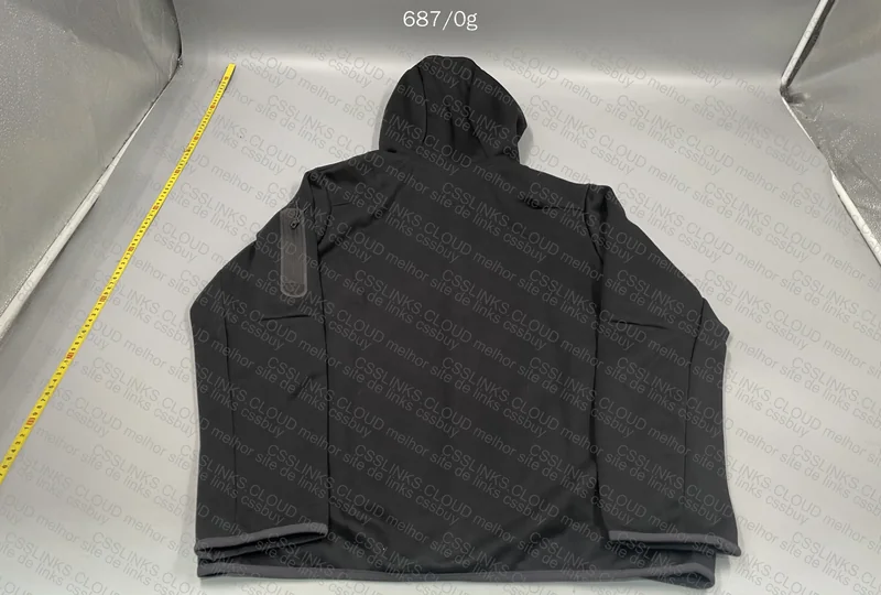 Tech Fleece Jacket 4