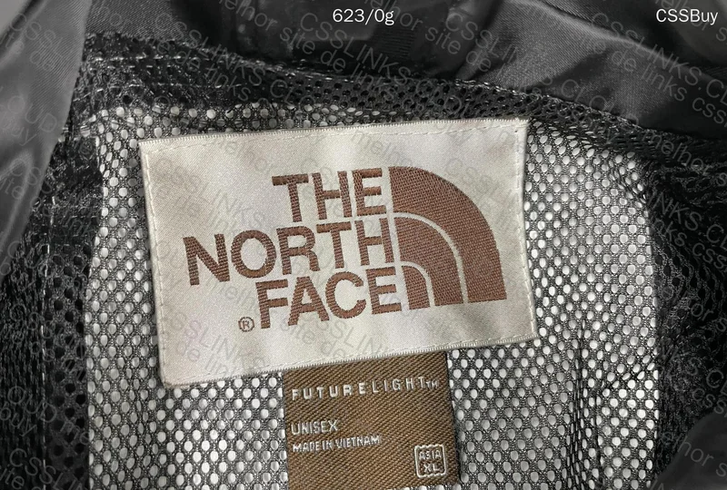 The North Face Jacket (HELP!!) 2
