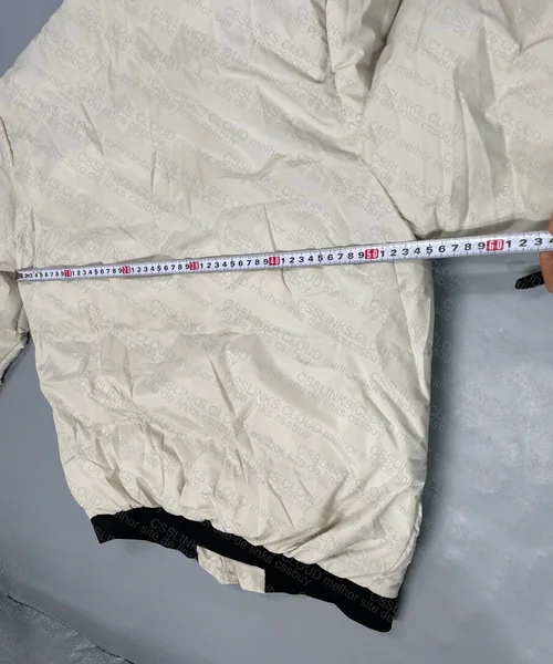 The North Face (TNF) Jacket + Measurements 8