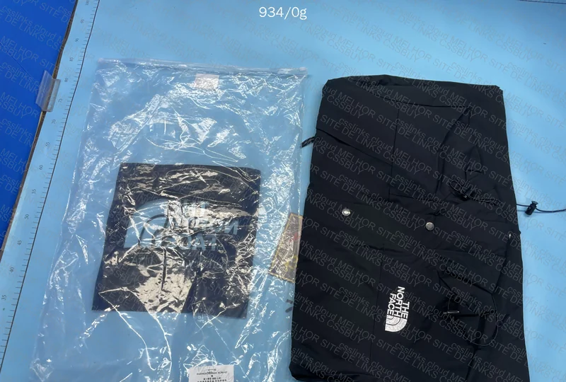 The North Face Windbreaker TNF Jacket