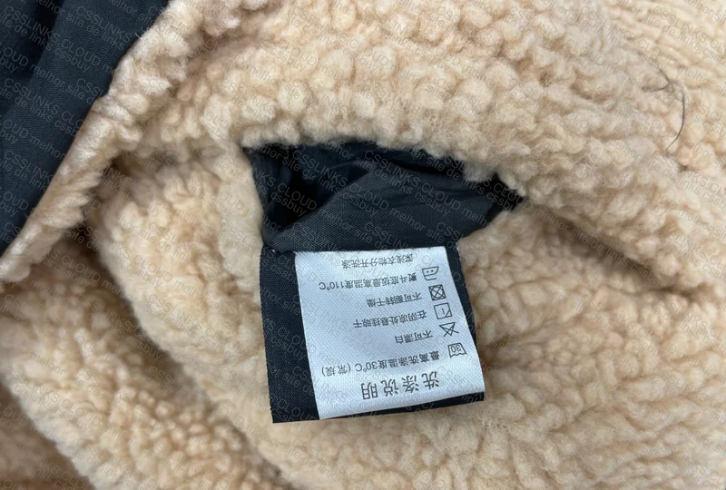 TNF Double-Sided Jacket 4