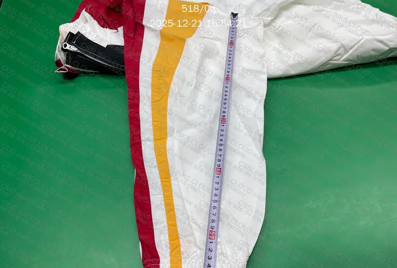 Supreme x Umbro Tracksuit Jacket [With Measurements] 6