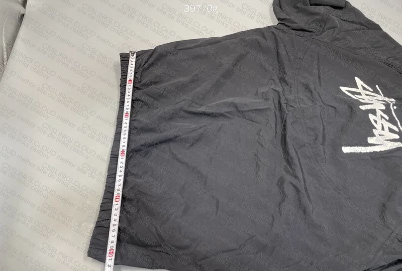 Nike x Stussy Windrunner Jacket (With Measurements) 3