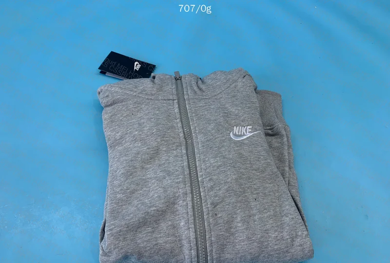 Jaquete nike club