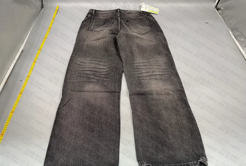 Gray Baggy Jeans 3
