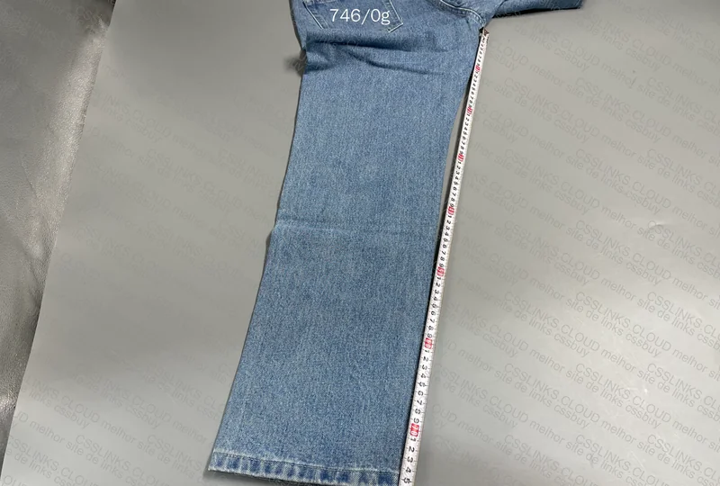 JEANS BURBERRY X SUPREME 2