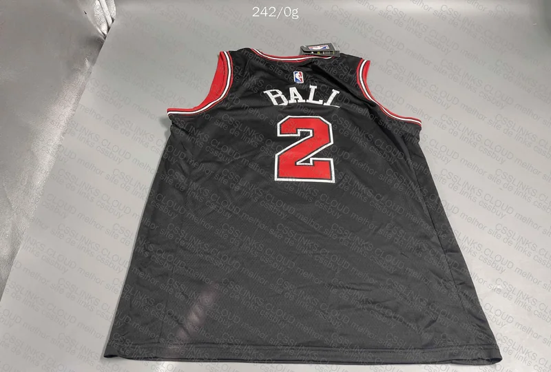 Bulls Lonzo Jersey 3