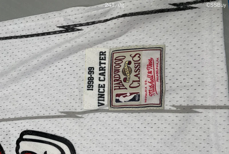 Raptors Retro Jersey 3
