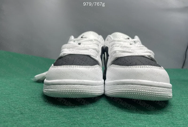 Jordan 1??? 2