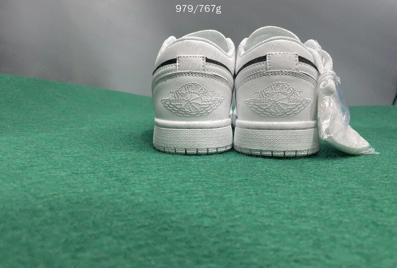 Jordan 1??? 3