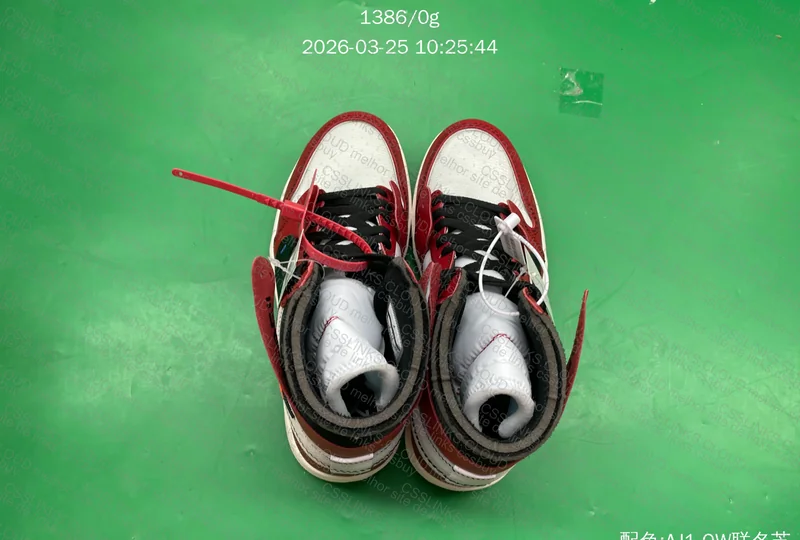 Jordan 1 Chicago Off-White 3