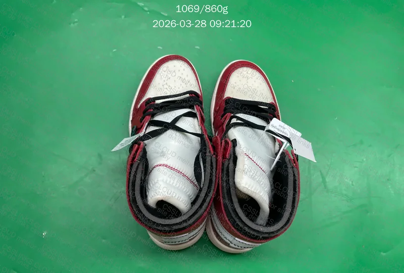 JORDAN 1 CHICAGO - OFF WHITE 7
