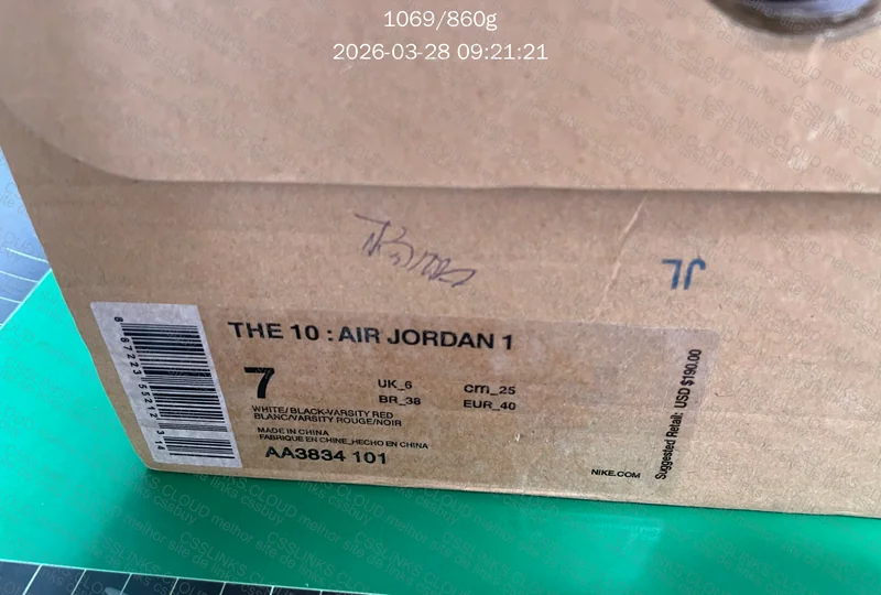 JORDAN 1 CHICAGO - OFF WHITE 9
