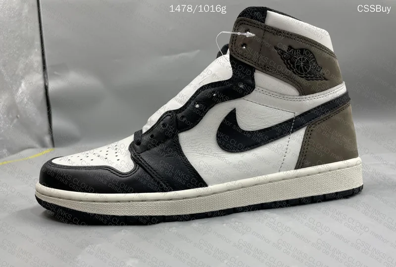 Jordan 1 Dark Mocha 4