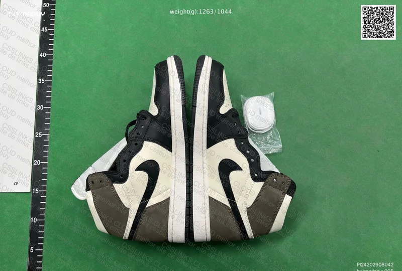 Jordan 1 dark mocha 4