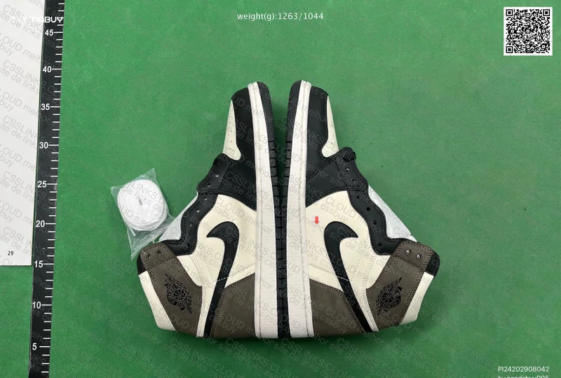 Jordan 1 dark mocha 5