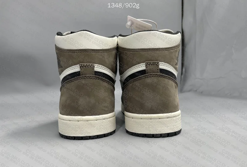 JORDAN 1 DARK MOCHA 3