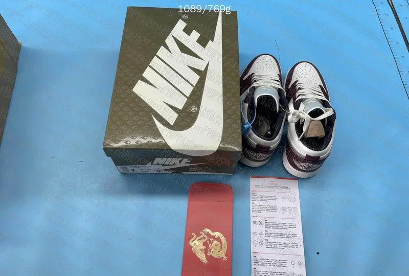 Jordan 1 DT