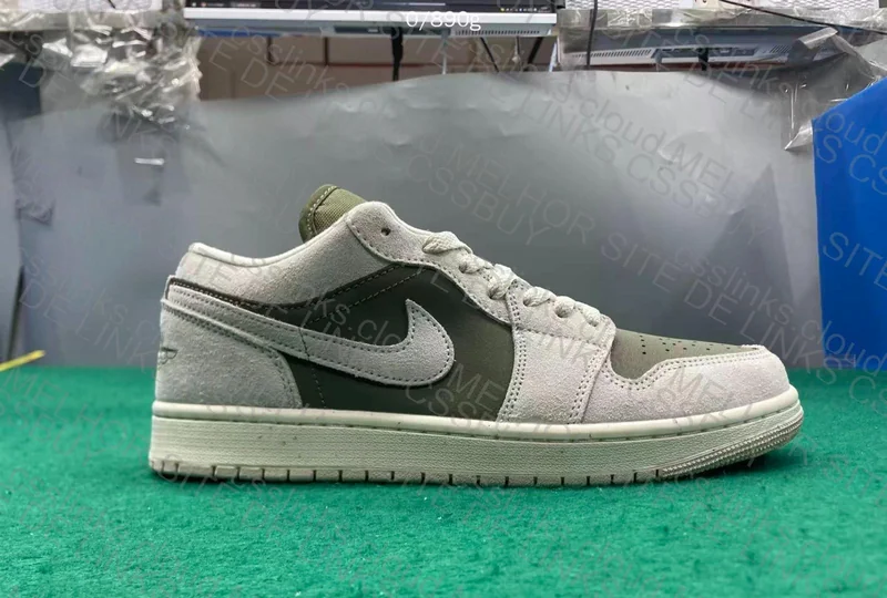 Jordan 1 DT low 4