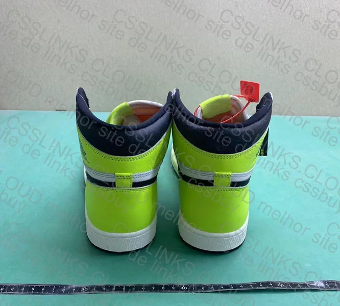 Jordan 1 Fluorescent 3