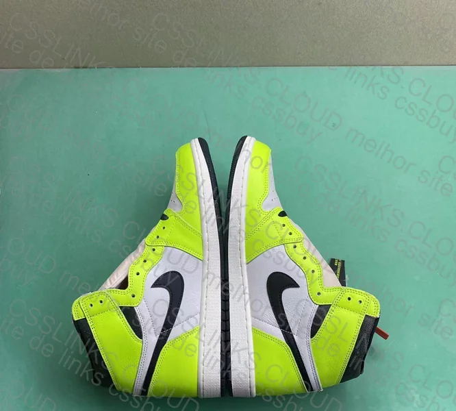 Jordan 1 Fluorescent 4