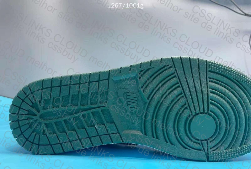 Jordan 1 Green Toe