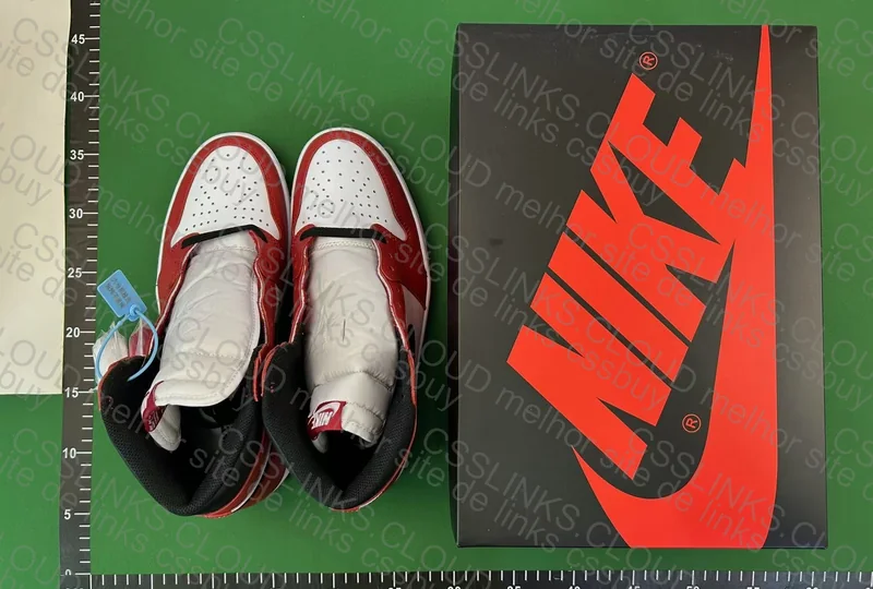 Jordan 1 High Chicago