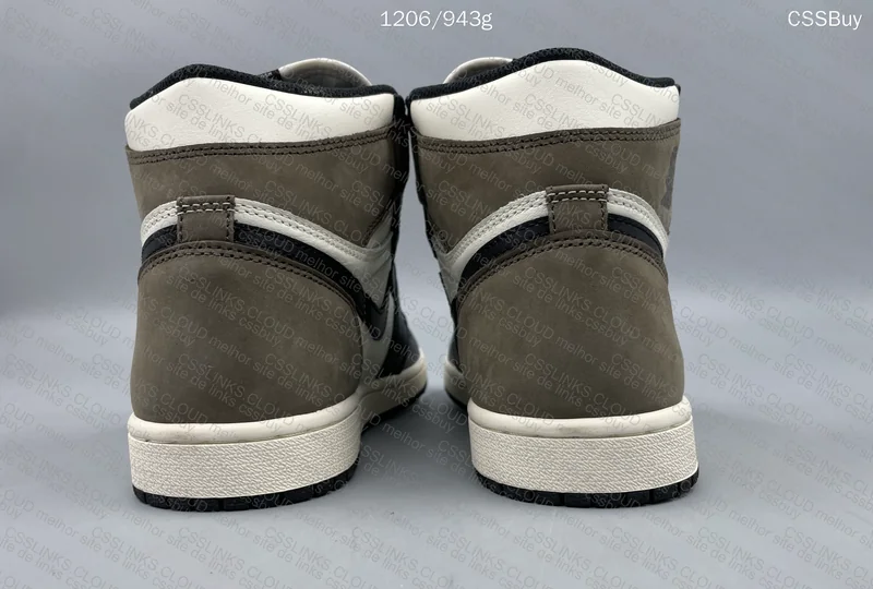 JORDAN 1 HIGH DARK MOCHA 3