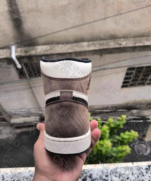 Jordan 1 High Dark Mocha
