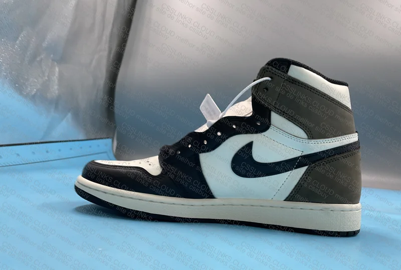 Jordan 1 High Mocha 5